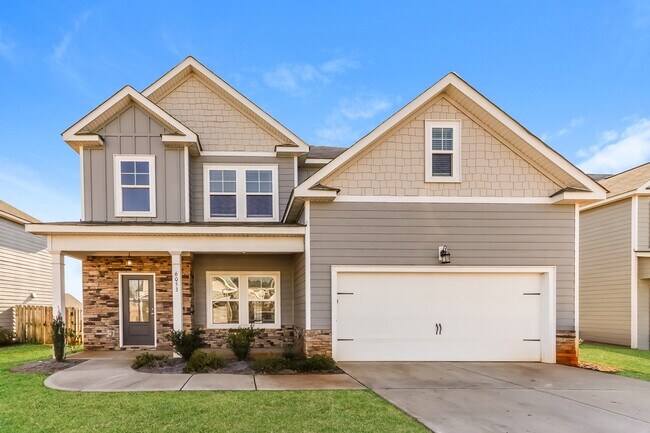 Foto del edificio - 6053 Bakerville Ln