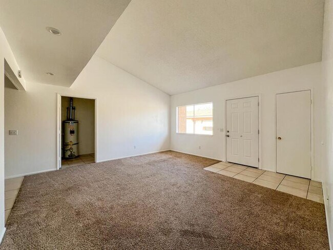 Building Photo - 73420 El Paseo Dr
