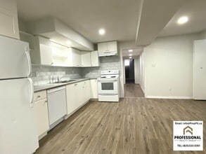 Building Photo - 10315 157 St NW