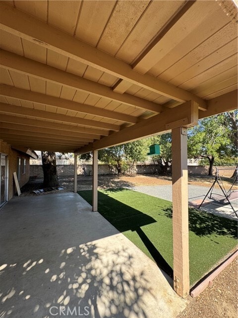 Building Photo - 10038 Independence Ave