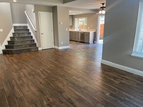 Building Photo - 5162 Greystone Dr