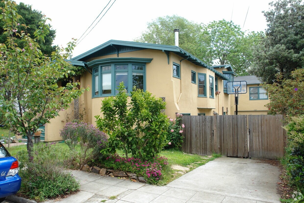 Primary Photo - 1125 Neilson St