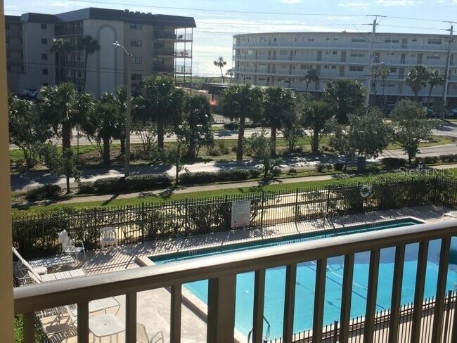 Foto del edificio - 4105 Ocean Beach Blvd