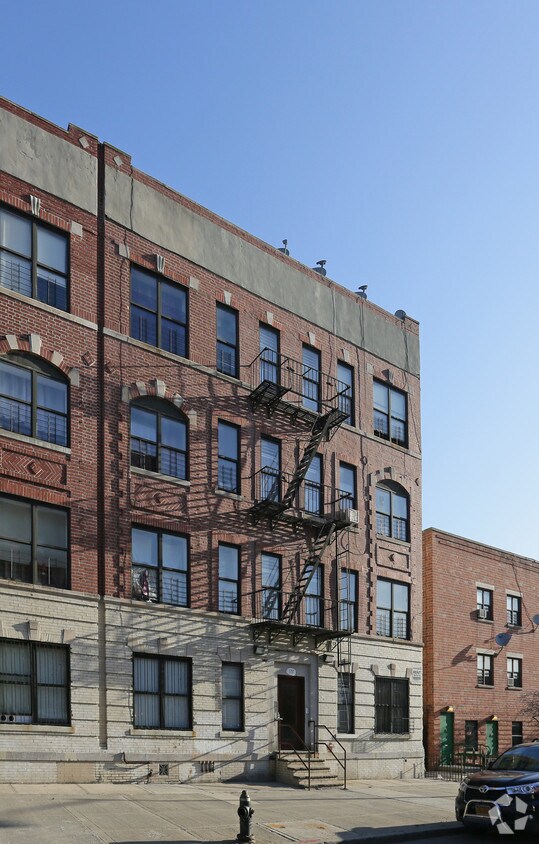 Foto del edificio - 1757 Sterling Pl