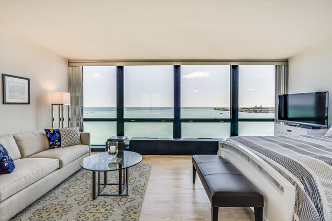 Foto del edificio - 900 N Lake Shore Dr