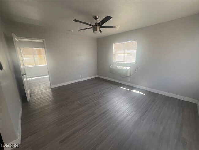 Foto del edificio - 1401 S Casino Center Blvd