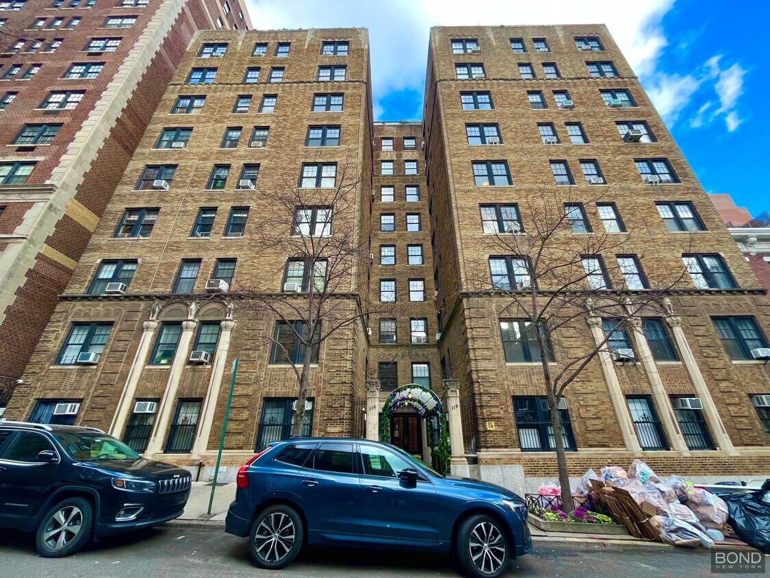 Foto principal - 115 E 92nd St