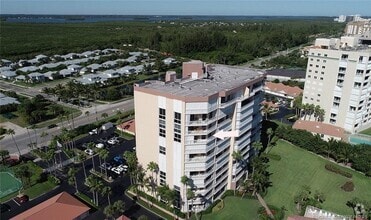 Building Photo - 3880 N Hwy A1A