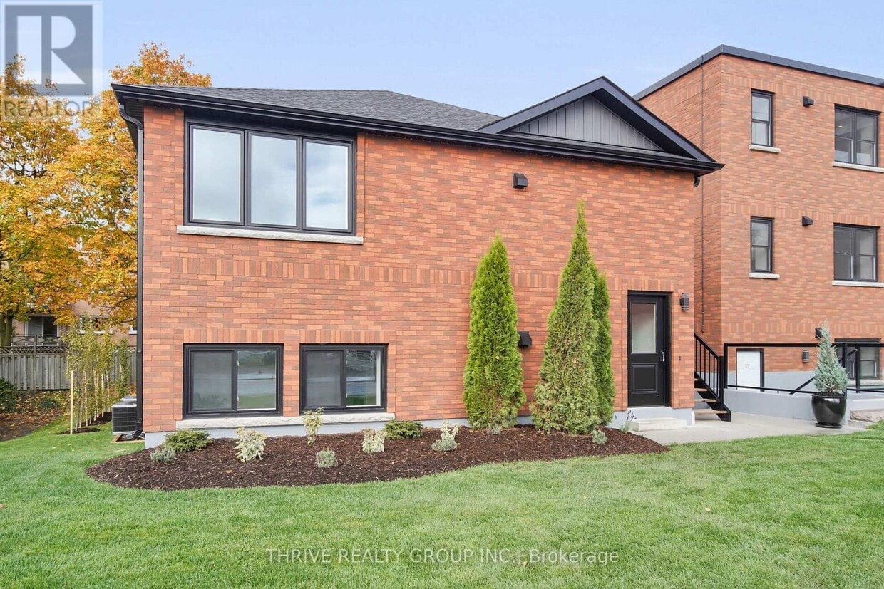 Primary Photo - 74 Church St