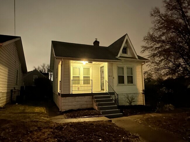 Foto del edificio - 813 Reading Rd