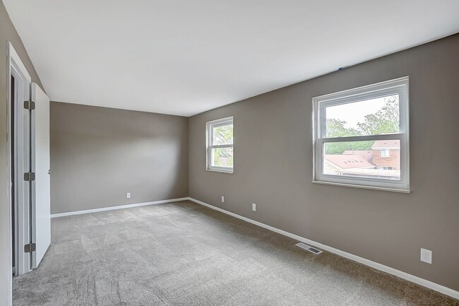 Building Photo - 1212 Georgetown Ct