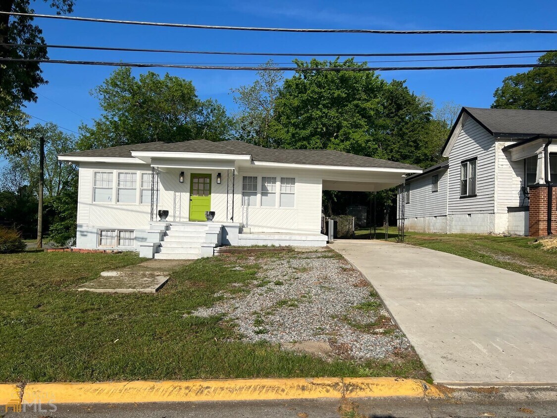 361 S Clarke St, Milledgeville, GA 31061 House Rental in