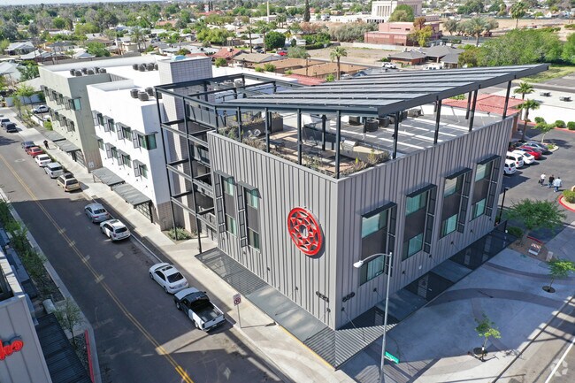 Foto del edificio - El Rancho Del Sol