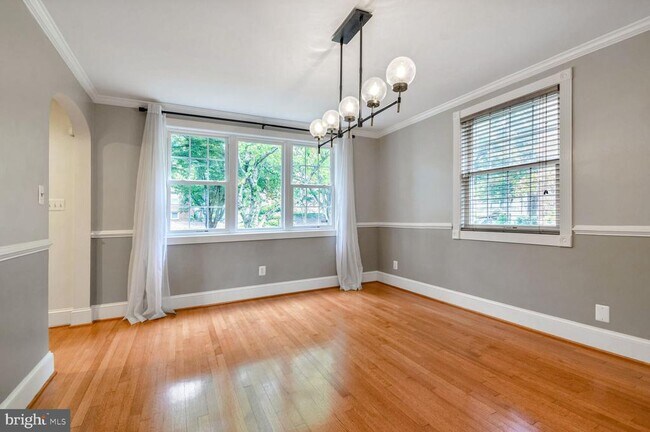 Foto del edificio - 8112 Eastern Ave NW