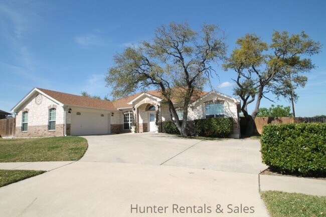 Foto del edificio - 5703 Bald Ridge Ct