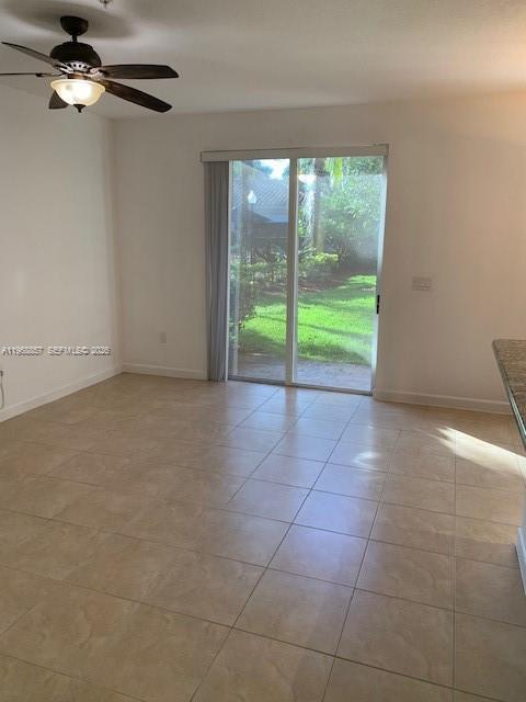 Foto del edificio - 12442 Emerald Creek Manor