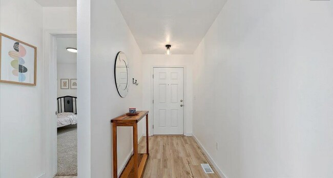 Foto del edificio - 765 SW Portal St