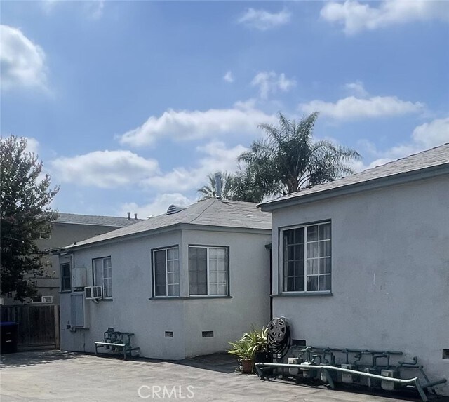 Foto del edificio - 364 S Sierra Madre Blvd