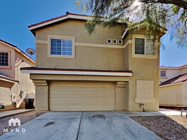 Building Photo - 1021 Cliffbrook Hedge Ave