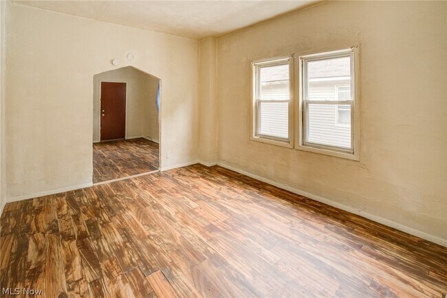 Foto del edificio - 3467 E 149th St