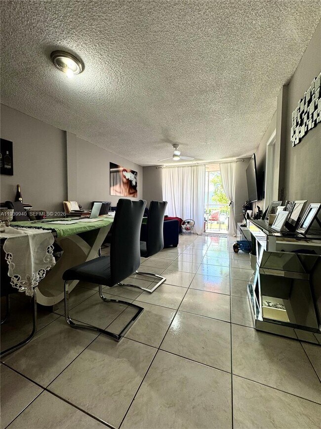 Foto del edificio - 19729 SW 114th Ave