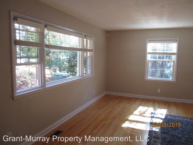 Building Photo - 3 br, 2 bath House - 2523 Mirror Lake Dr.