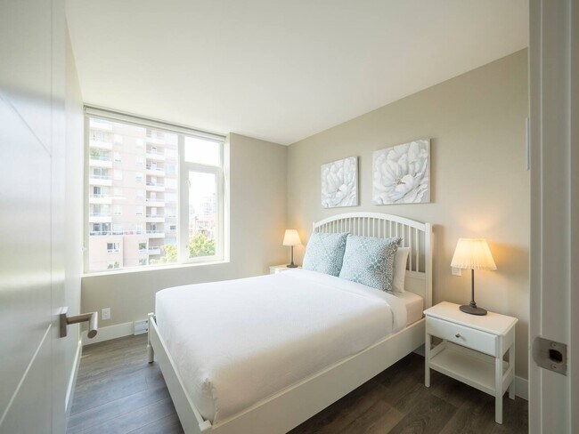 Photo du bâtiment - 960 Yates St