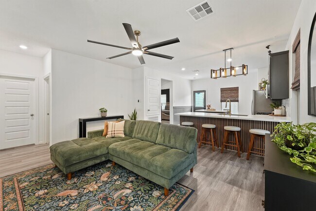 Foto del edificio - 16638 Spirit St