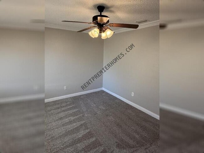 Foto del edificio - 200 Pebblebrook St