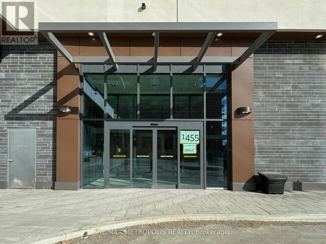 Building Photo - 1455-1455 Celebration Dr