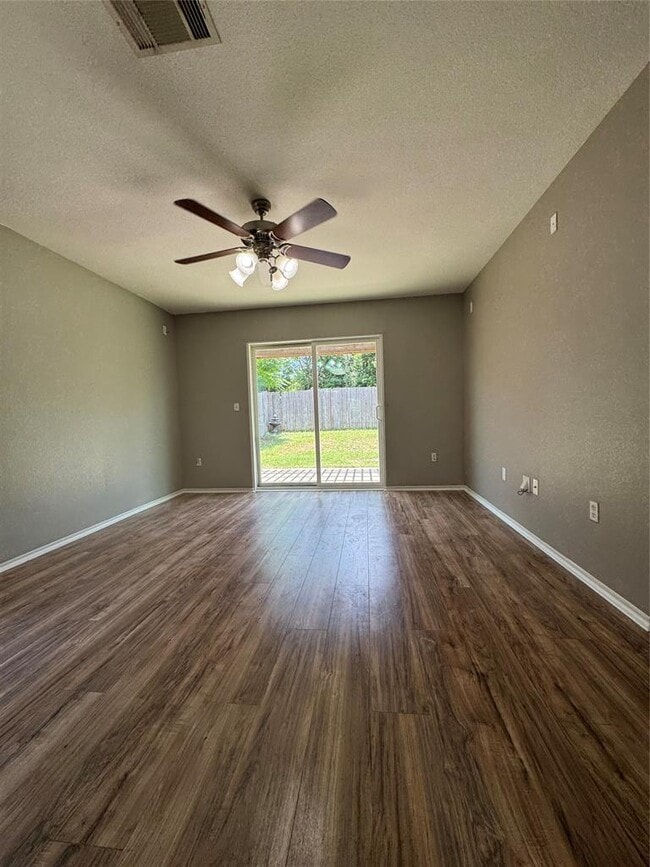 Building Photo - 7201 Cayenne Ln
