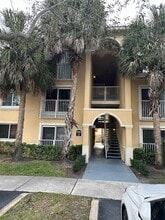 Building Photo - 9905 Westwood Dr