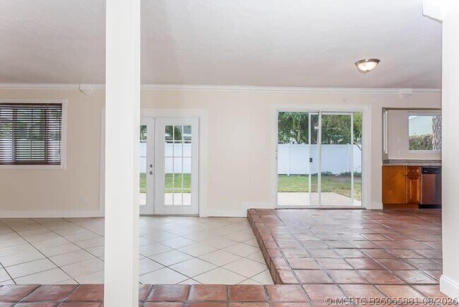 Foto del edificio - 6150 Leslie St