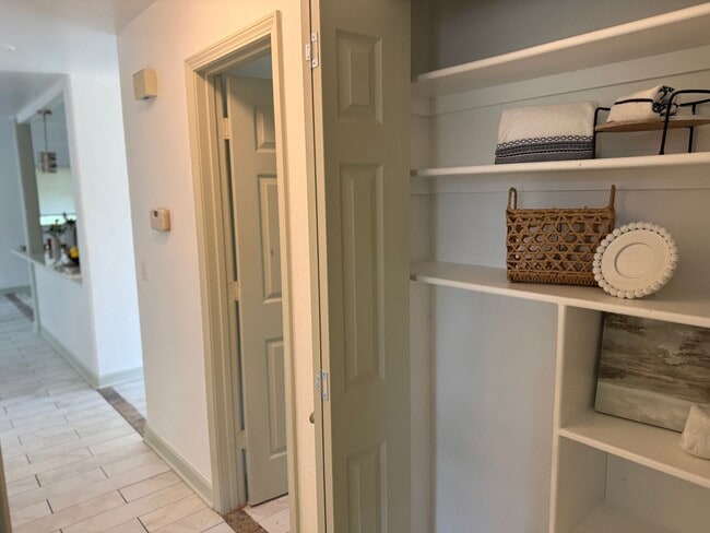 Building Photo - Completely remodeled 3 bed 1 & 1/2 bath ho...