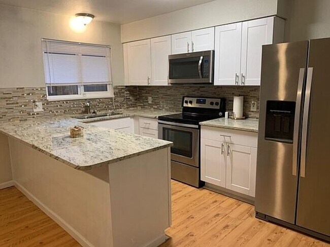 Foto del edificio - 11363 W 18th Ave