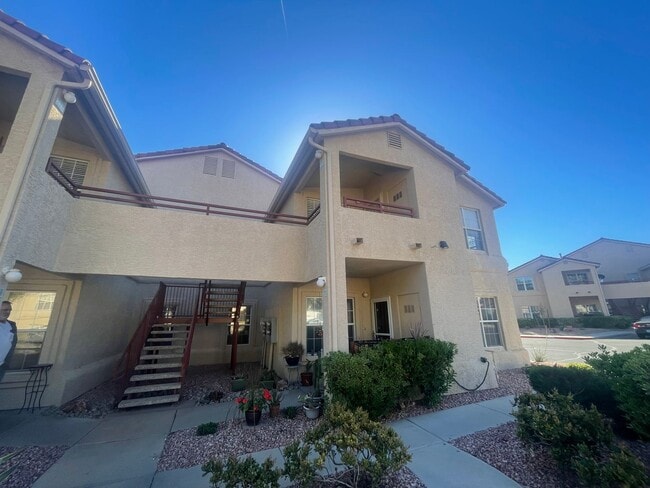 Building Photo - 520 Arrowhead Trail