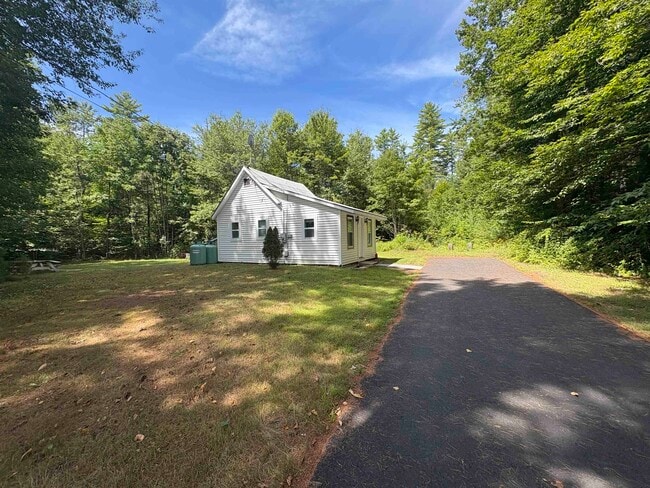 Building Photo - 269 Applebee Rd