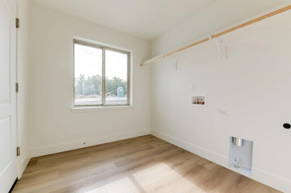 Foto principal - 95 E 22nd Ave