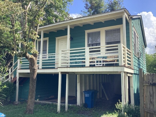 Photo - 1722 1/2 Orange St Apartment