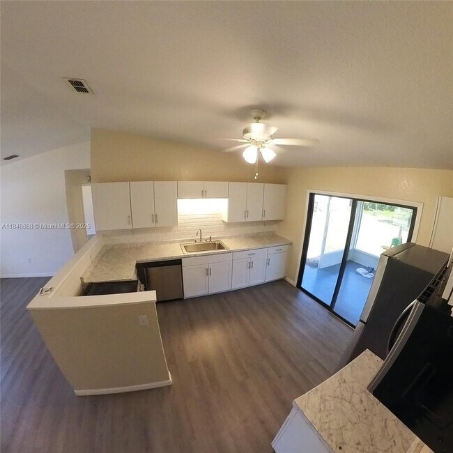Foto del edificio - 21548 Seyburn Terrace