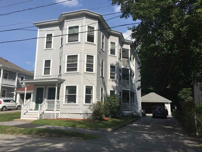 Building Photo - 277 Ash St