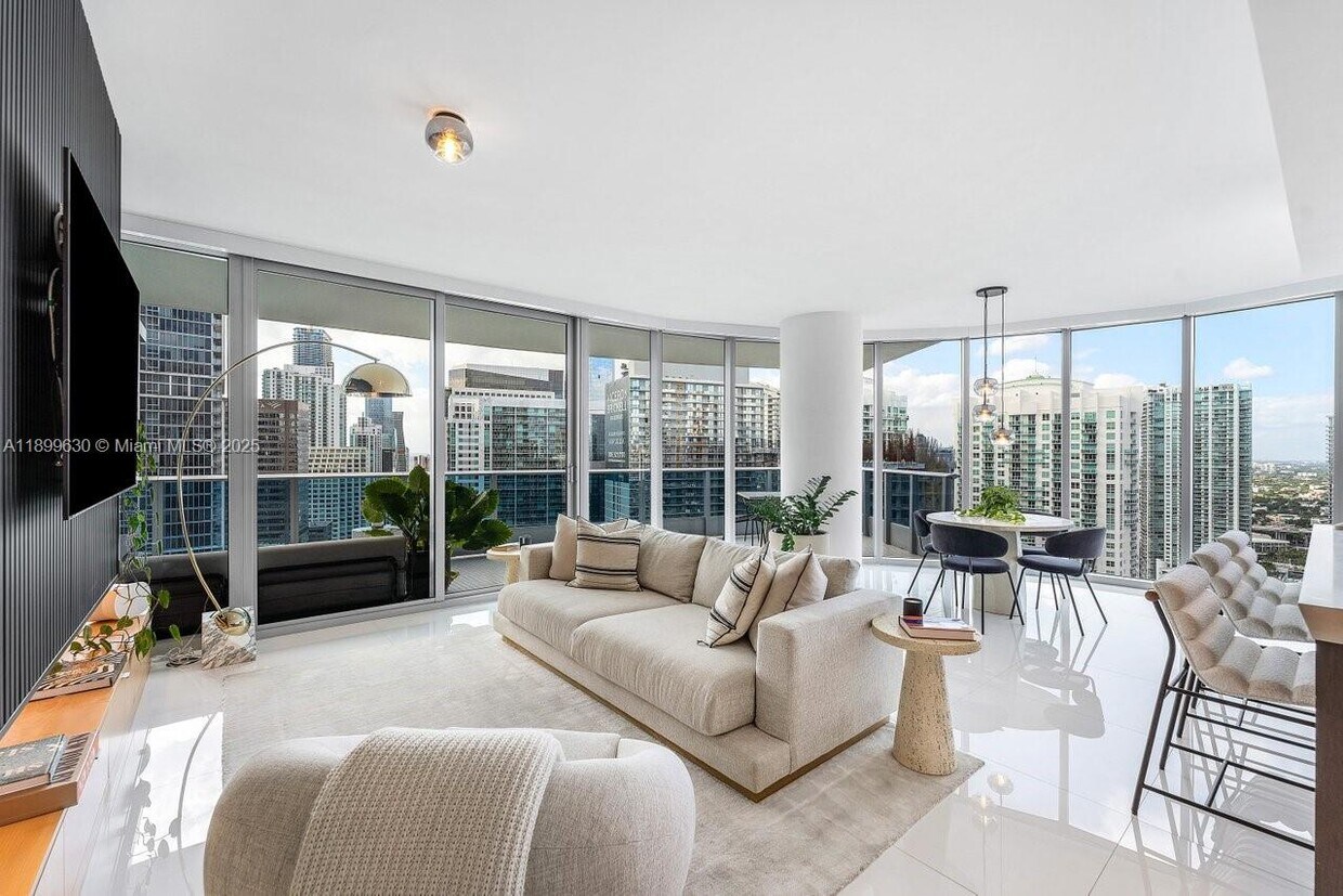 Foto principal - 200 Biscayne Blvd Way