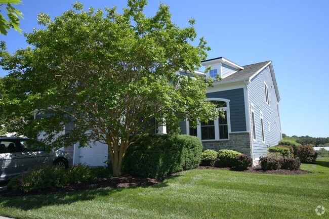 Building Photo - 38918 Blue Indigo Rd