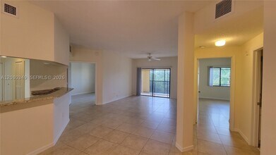 Building Photo - 3018 Alcazar Pl
