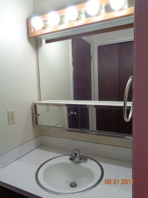 Building Photo - 2 bedroom in Billings MT 59102