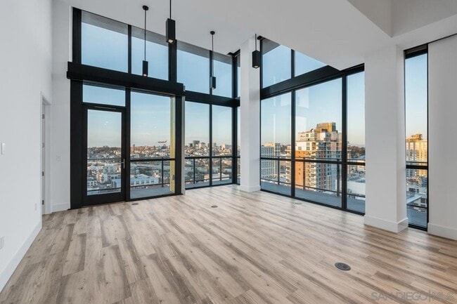 Foto del edificio - 1440 Columbia St