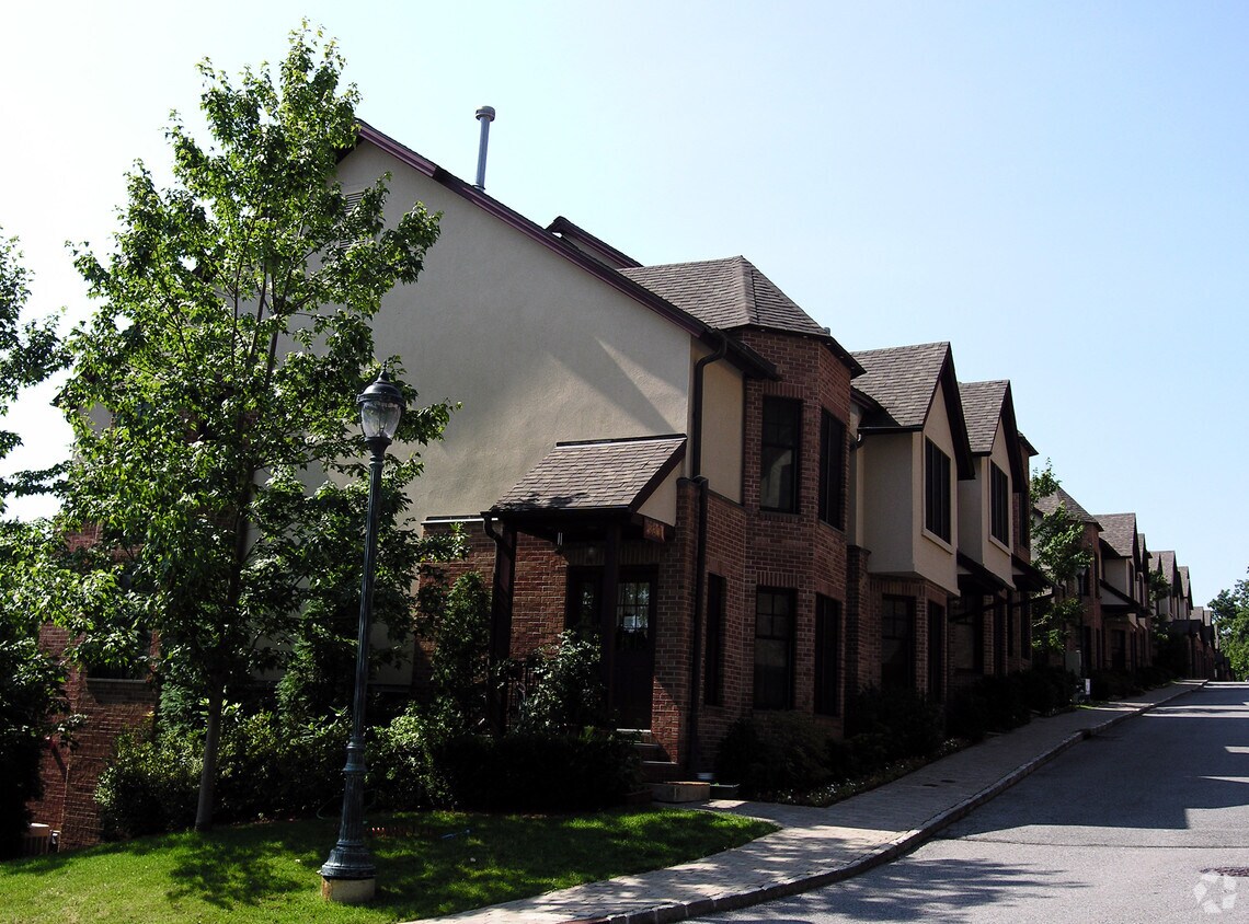 Stone Ridge Manor Apartments in Scarsdale, NY