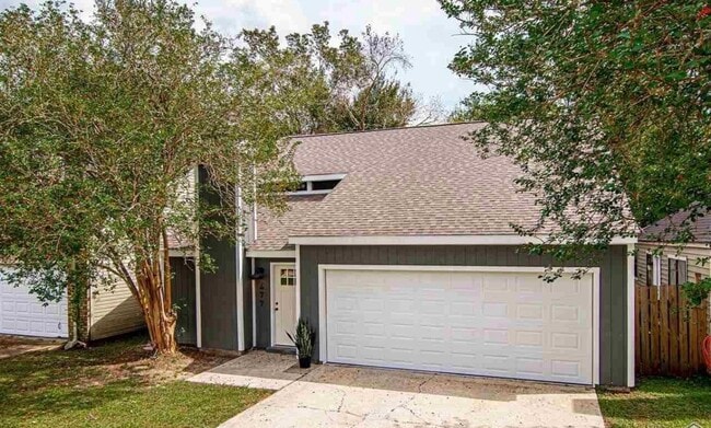 Photo - 477 Highland Creek Pkwy House