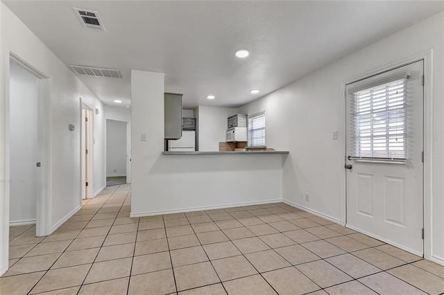 Foto del edificio - 1014 W Coffin St