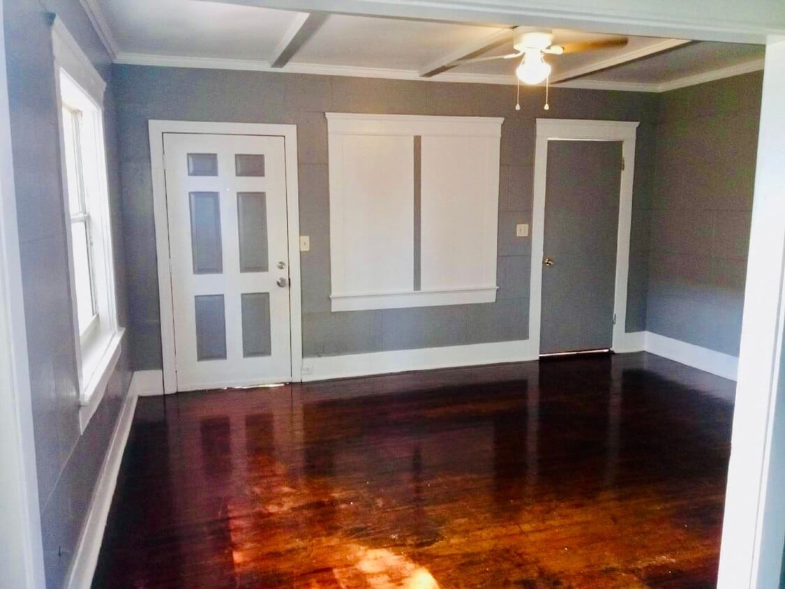 Photo - 314 Cottrill Ave
